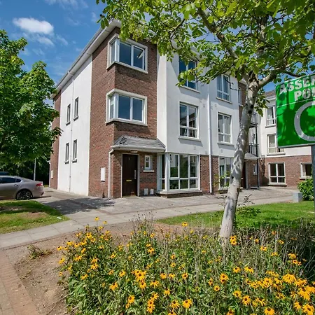 90 - 4Bed Townhouse By Shortstays - Ideal Group Stay Голуэй