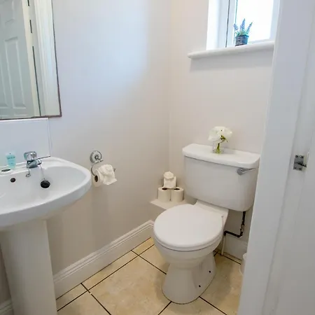 67 - The Townhouse By Shortstays Holiday home