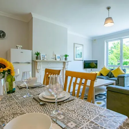 Дом отдыха 90 - 4Bed Townhouse By Shortstays - Ideal Group Stay