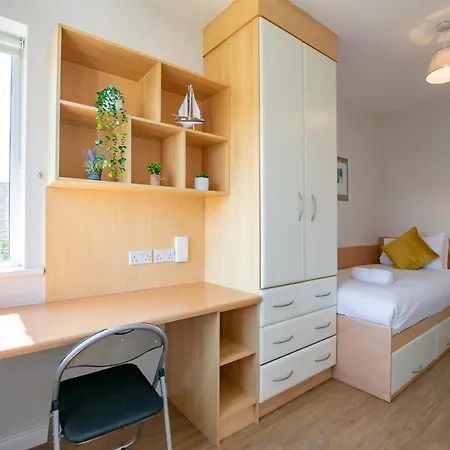 67 - The Townhouse By Shortstays Galway
