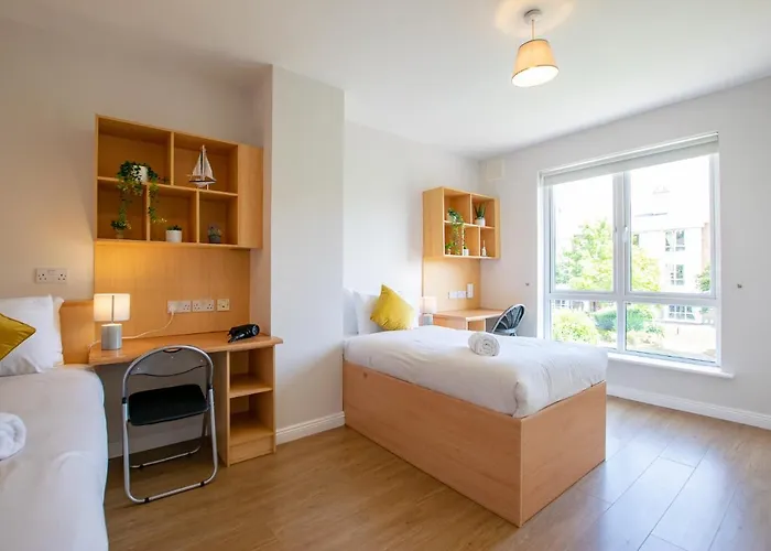 67 - The Townhouse By Shortstays