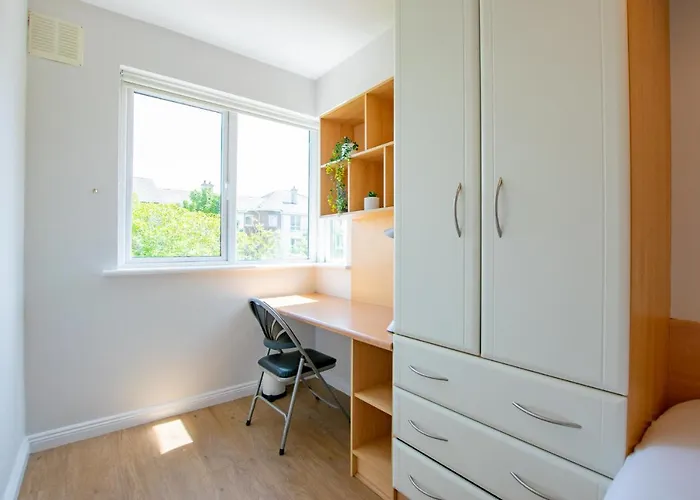 67 - The Townhouse By Shortstays Semesterbostad