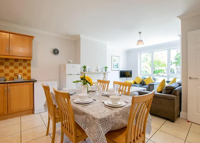 67 - The Townhouse By Shortstays Galway